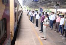 26-May-2020 Report: Special  Shramik Express Train No. 01692 of Konkan Railway departed from Karmali Railway Station at 12:42 pm carrying 1628 passengers on board for Ranchi, Jharkhand