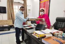 15-May-2020 Report: Gemini Associates donated 200 units of sanitizers as a part of CSR to North Goa Collector Smt R Menaka,IAS 